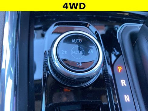 New 2026 GMC Canyon Denali image 6