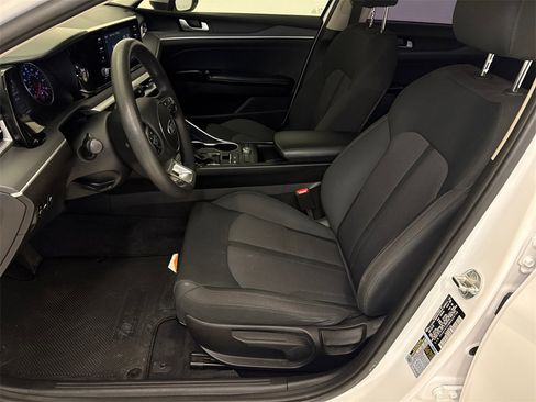 Used 2021 Kia K5 LXS image 17