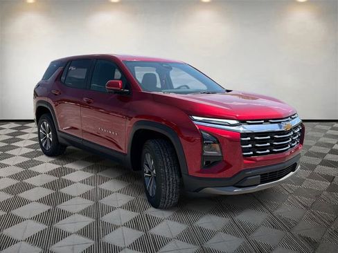 New 2026 Chevrolet Equinox LT FWD image 3