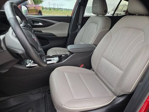 Used 2026 Buick Envista Avenir FWD image 10