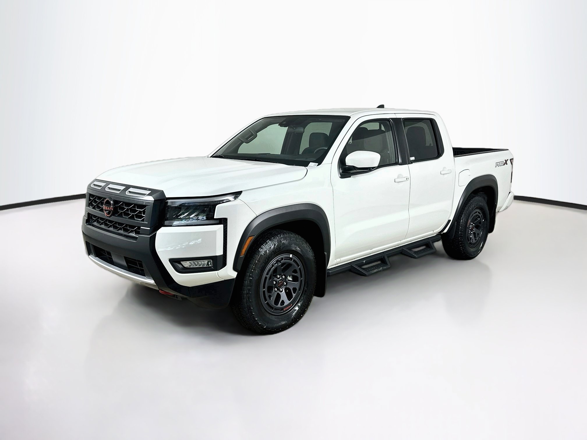 Used 2026 Nissan Frontier Pro-X w/ Pro-X Convenience Package RWD image 3