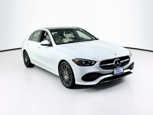 Used 2022 Mercedes-Benz C 300 4MATIC Sedan image 3