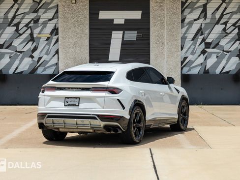 Used 2019 Lamborghini Urus AWD/4WD image 15
