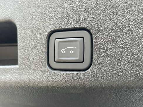 New 2027 GMC Acadia Elevation FWD image 31