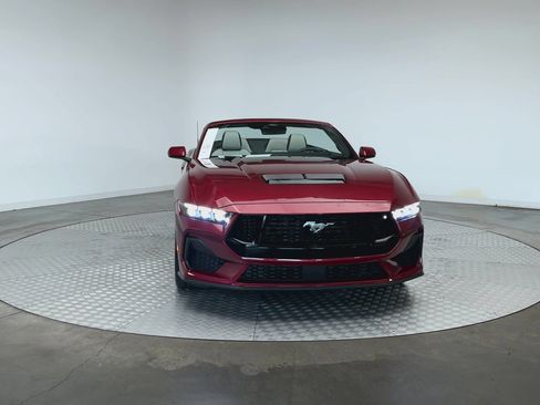 Used 2025 Ford Mustang GT Premium RWD image 3