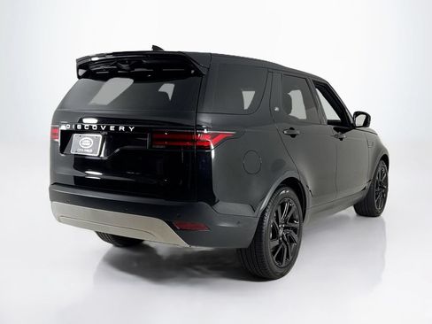 Used 2025 Land Rover Discovery S AWD/4WD image 5