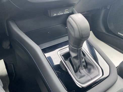 Used 2025 Subaru Forester Limited image 37