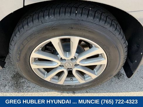 Used 2015 Nissan Pathfinder SL w/ SL Premium Package AWD/4WD image 10