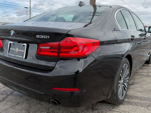Used 2019 BMW 530i xDrive w/ Convenience Package image 10