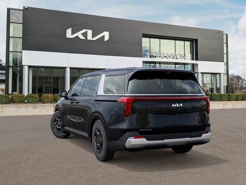 New 2026 Kia Carnival LX FWD image 5