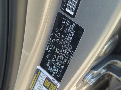 Used 2025 Kia K4 EX image 22