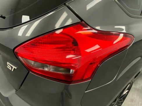 Used 2017 Ford Focus ST w/ Equipment Group 401A image 14