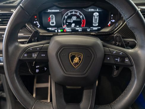 Used 2023 Lamborghini Urus Performante AWD/4WD image 5