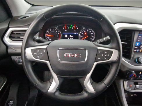 Certified 2023 GMC Acadia SLT image 16