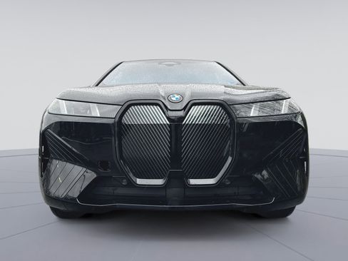 New 2026 BMW iX xDrive60 AWD/4WD image 4