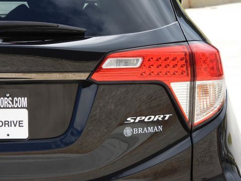 Used 2021 Honda HR-V Sport image 22