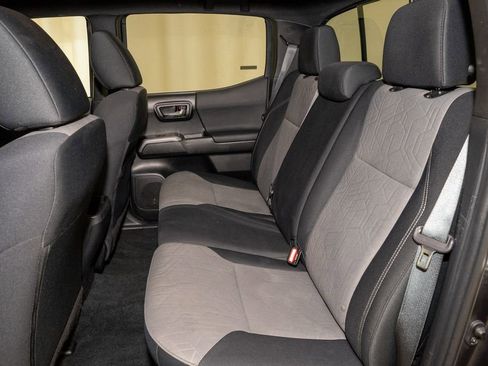 Certified 2023 Toyota Tacoma TRD Off-Road image 7