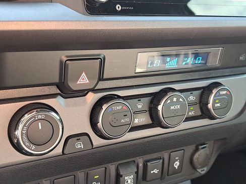 Certified 2023 Toyota Tacoma TRD Sport image 23