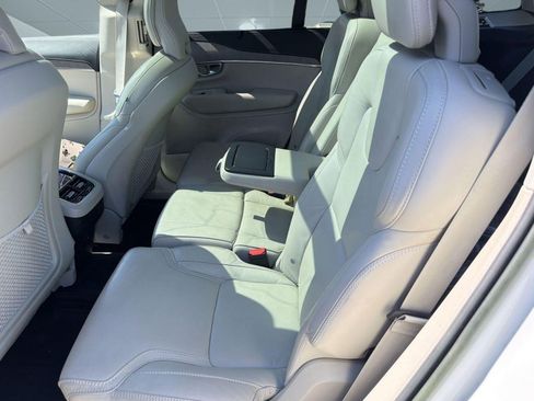 Certified 2023 Volvo XC90 B6 Ultimate w/ Protection Package Premier image 14