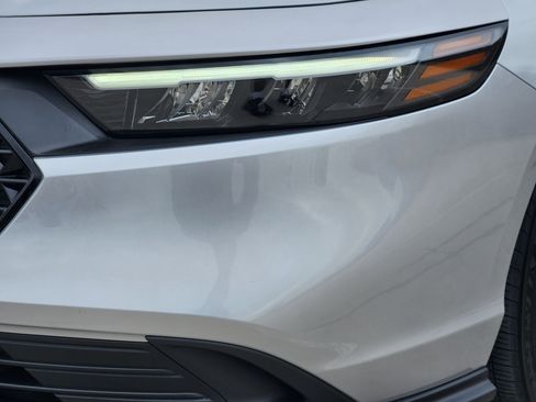 Certified 2025 Honda Accord Sport image 9