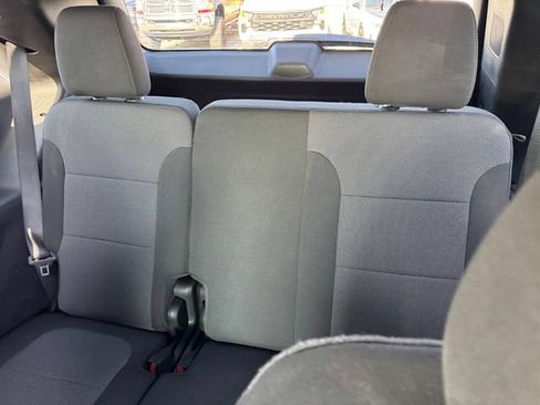 Used 2023 Chevrolet Traverse LT FWD image 14