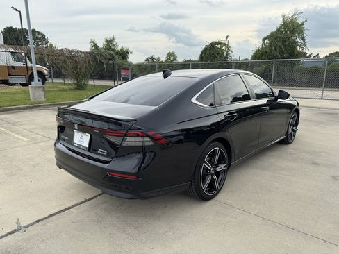 Certified 2023 Honda Accord Sport image 8
