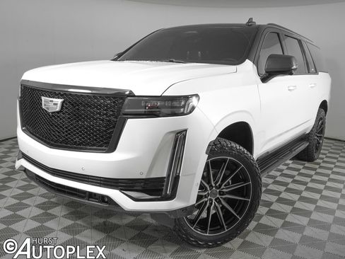 Used 2021 Cadillac Escalade ESV Sport Platinum AWD/4WD image 1