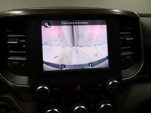 Used 2019 RAM 1500 Laramie image 27