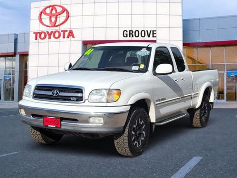 Used 2001 Toyota Tundra Limited AWD/4WD image 1