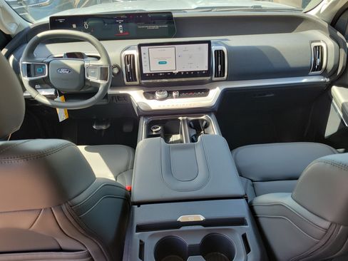 New 2027 Ford Expedition Max Active RWD image 12