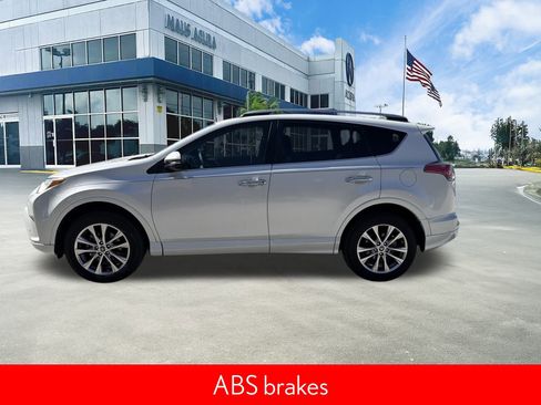 Used 2017 Toyota RAV4 Platinum image 7