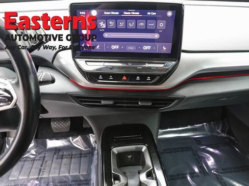 Used 2021 Volkswagen ID.4 Pro RWD image 12