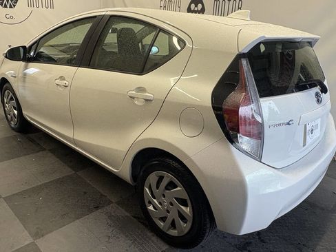 Used 2015 Toyota Prius C Two image 2