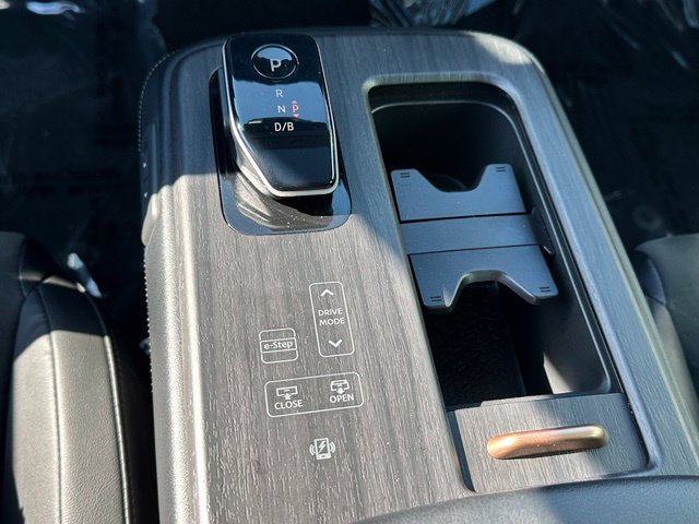 Used 2024 Nissan Ariya AWD image 24