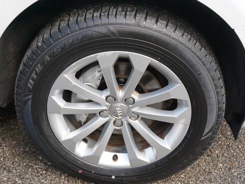 Used 2017 Audi Q5 2.0T Premium AWD/4WD image 12