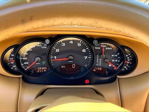 Used 2000 Porsche 911 Carrera RWD image 21