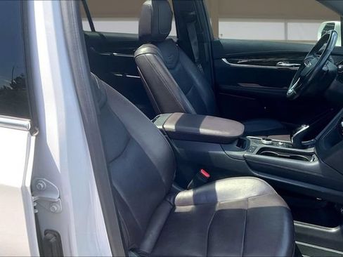Used 2020 Cadillac XT6 Premium Luxury AWD/4WD image 7