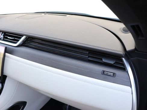 Used 2021 Jaguar F-PACE S AWD/4WD image 49