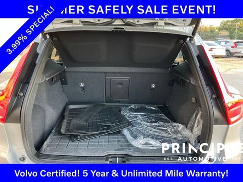 Certified 2024 Volvo XC40 Recharge Plus w/ Protection Package Premier RWD image 28