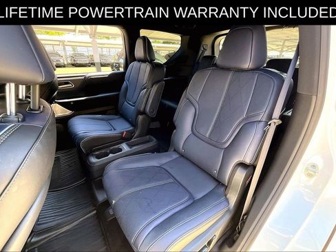 Certified 2026 INFINITI QX80 4WD w/ Sport Exterior Package image 35