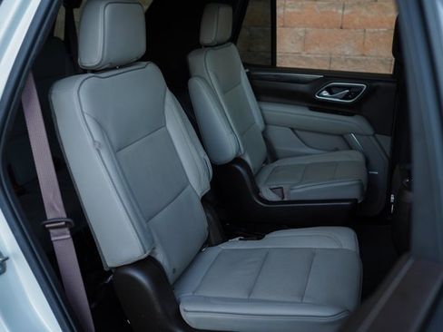 Used 2021 GMC Yukon SLT w/ SLT Premium Package image 26