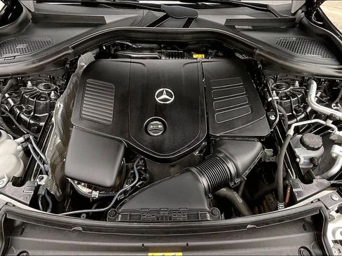 Used 2023 Mercedes-Benz GLC 300 4MATIC image 29