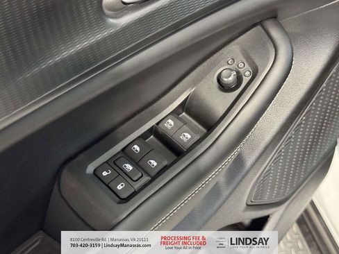 New 2026 Jeep Grand Cherokee L Laredo AWD/4WD image 28