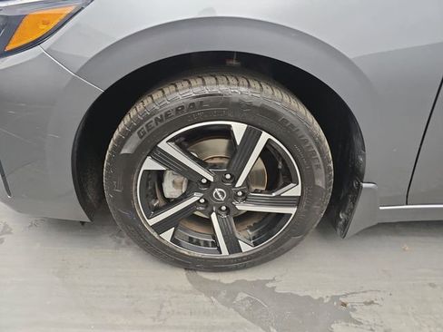 Used 2024 Nissan Sentra SV image 15