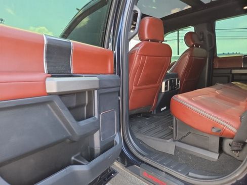 Used 2022 Ford F250 Platinum w/ Tremor Off-Road Package AWD/4WD image 12