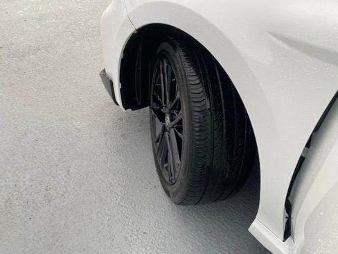 Used 2025 Toyota Camry SE w/ Convenience Package image 25