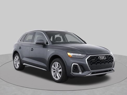 Certified 2023 Audi Q5 2.0T Premium w/ Convenience Package AWD/4WD image 1