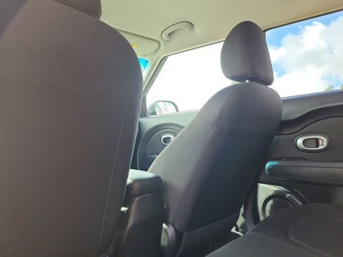Used 2016 Kia Soul image 13