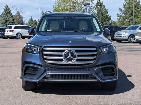 Used 2024 Mercedes-Benz GLS 450 4MATIC image 2