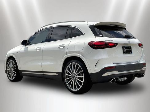 Used 2025 Mercedes-Benz GLA 35 AMG 4MATIC image 5